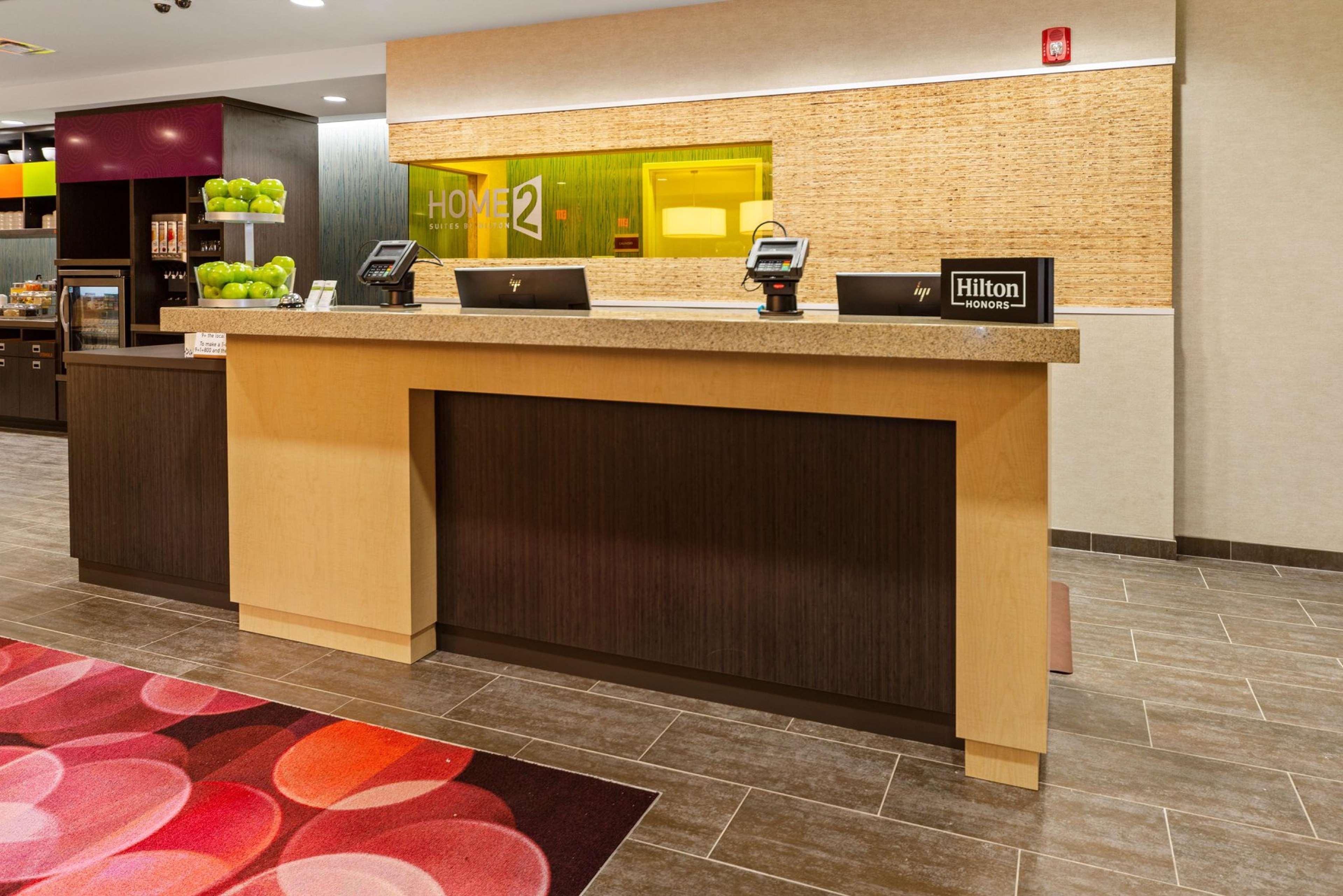 Home2 Suites By Hilton Newark Airport Exterior photo