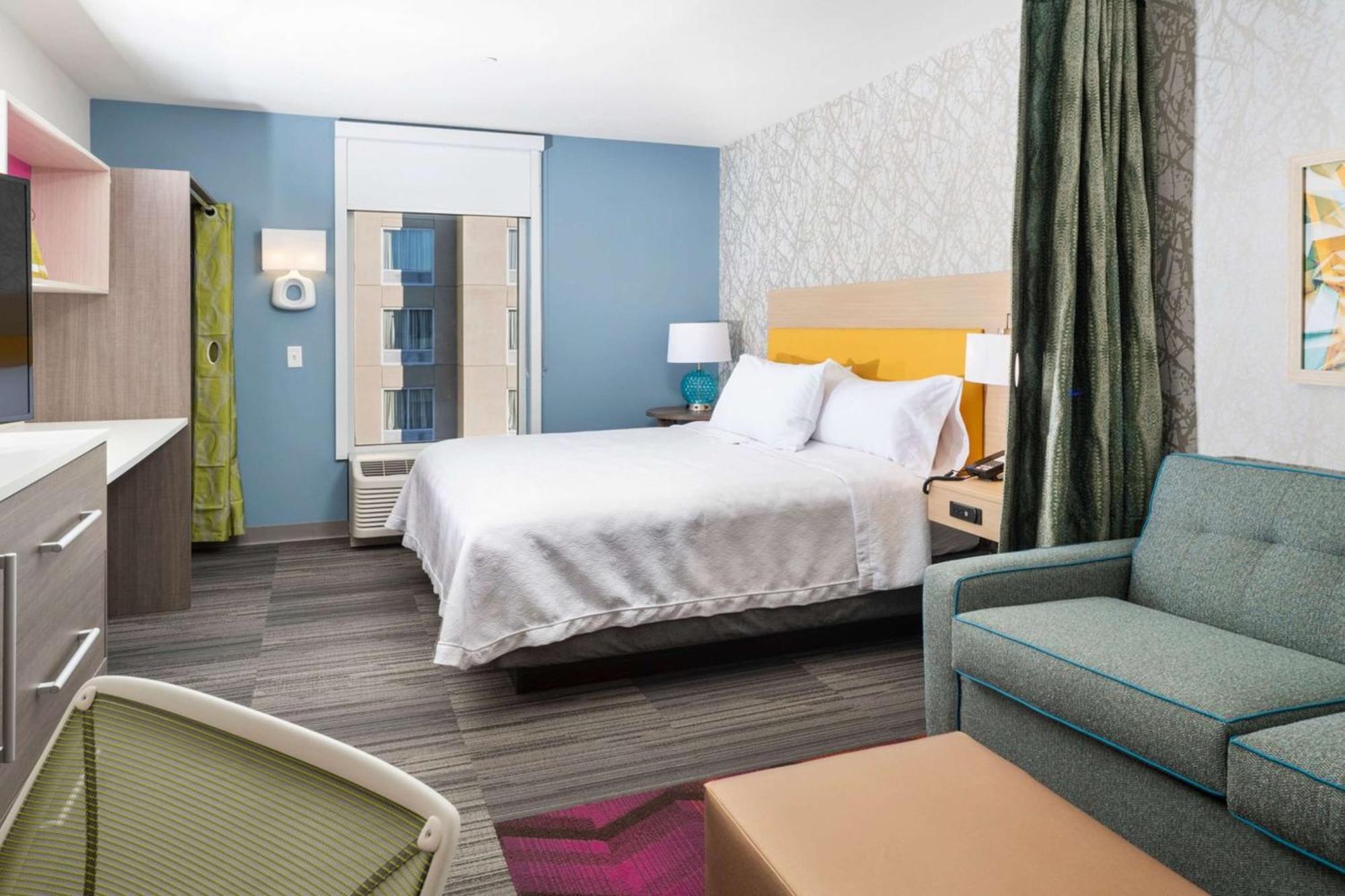 Home2 Suites By Hilton Newark Airport Exterior photo